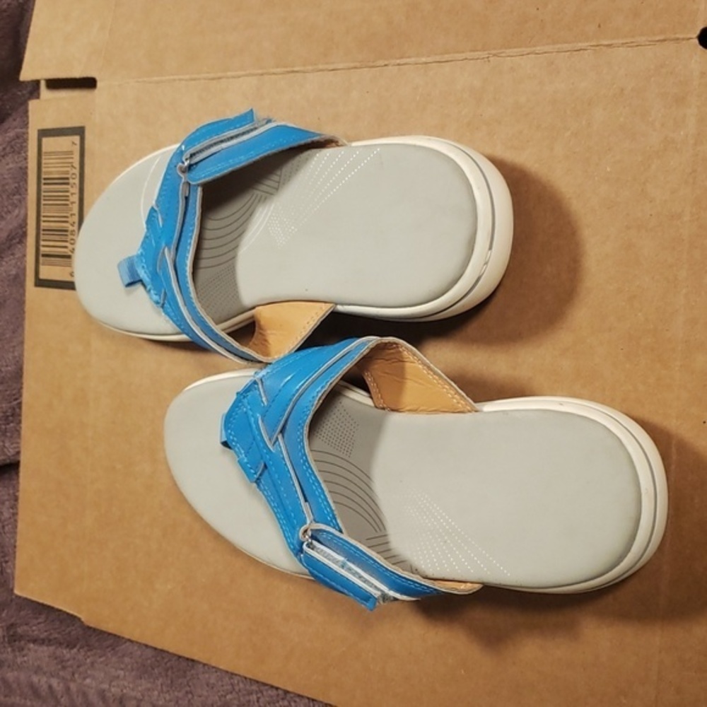 Flip Flops‎ - Picture 2 of 9
